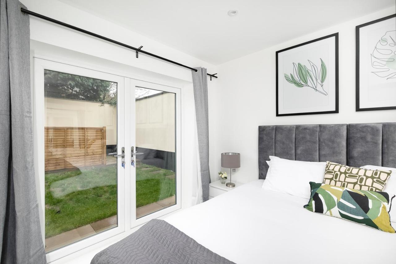 Apartment Skyvillion - London Chase With Parking & Wifi Enfield